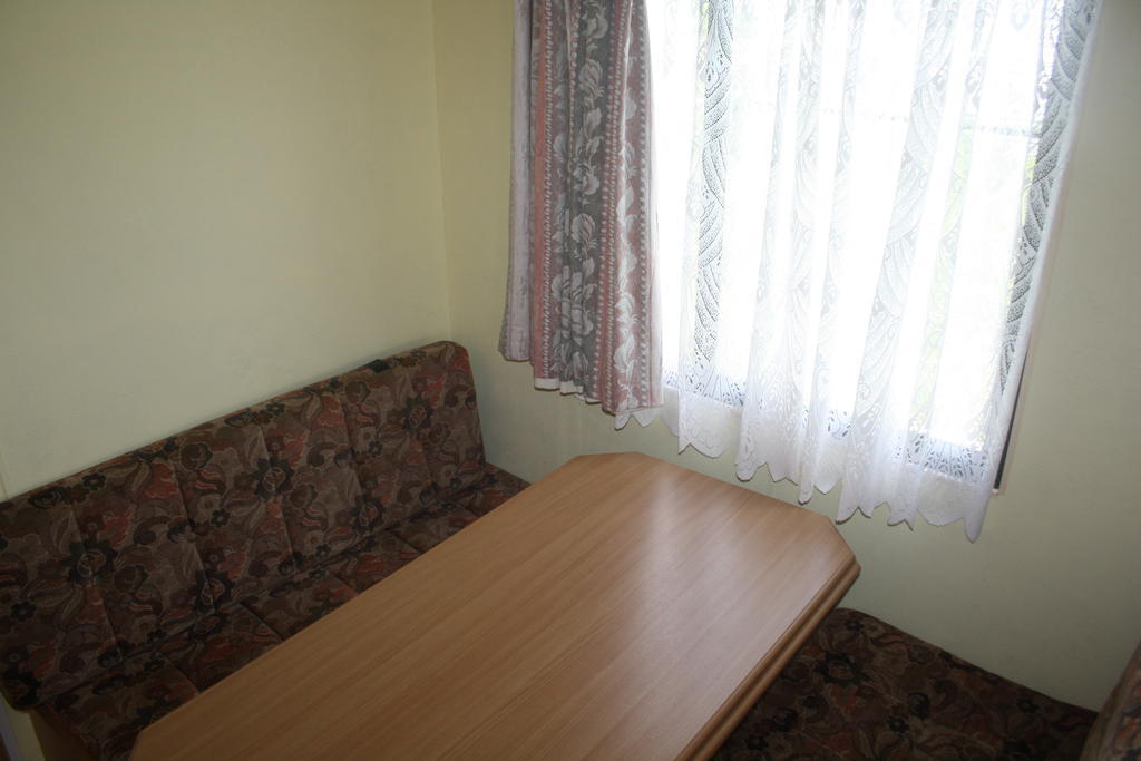 Guest House Kalnu Pupoli Šenheida Habitación foto